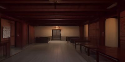 澳门城市夜景与彩票文化展览现场，展板展示六合彩澳门发展历程，灯光温暖